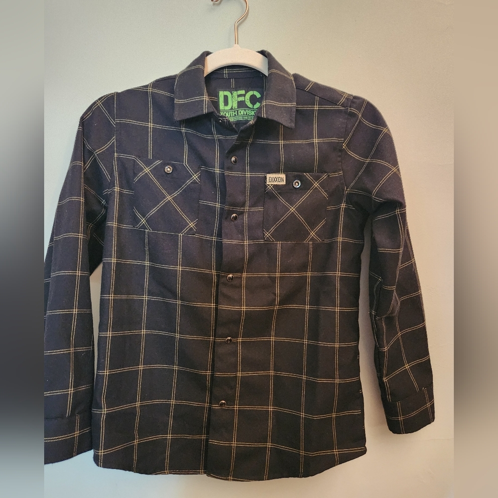 DIXXON Youth Medium Black Checkered Shirt